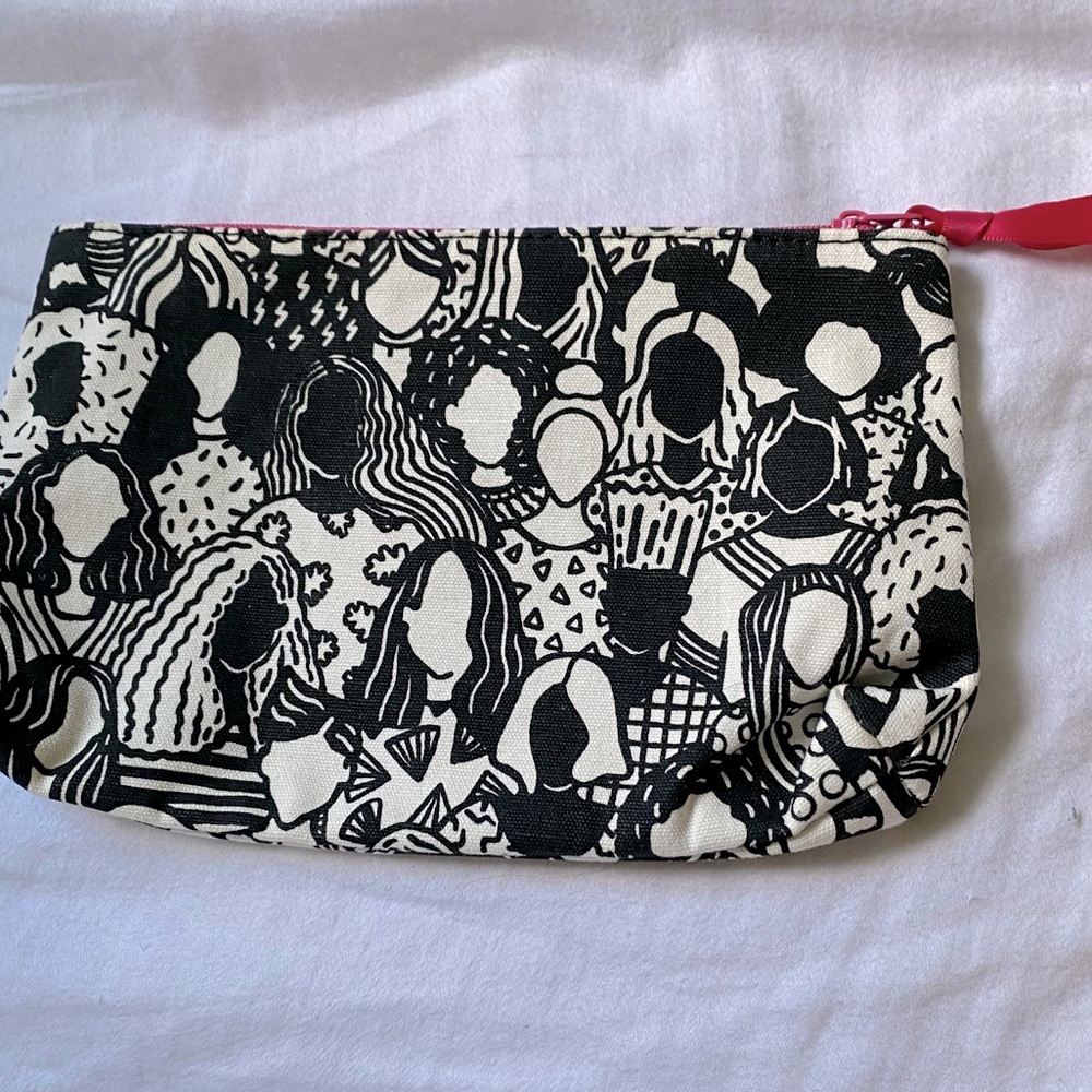 Diversity in Women Ipsy Bag